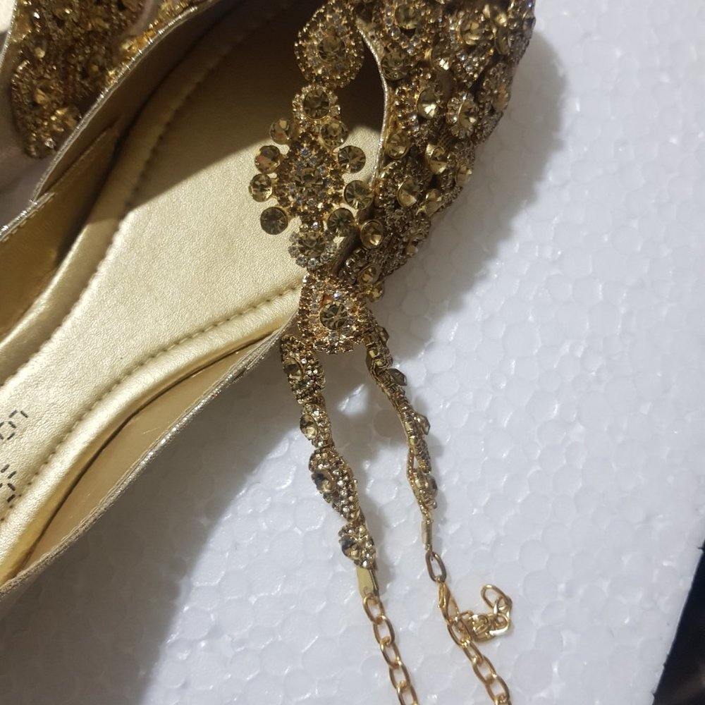 BRIDAL JUTTI STONE STUDDED GOLDEN COLOR - Picture 4 of 5